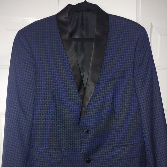 Tuxedo Jacket - Sz 42 - Navy checkered blue / black lapel - Bar 111 - Slim - Picture 1 of 14